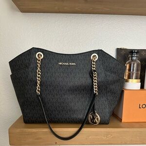 Michael Kors handbag